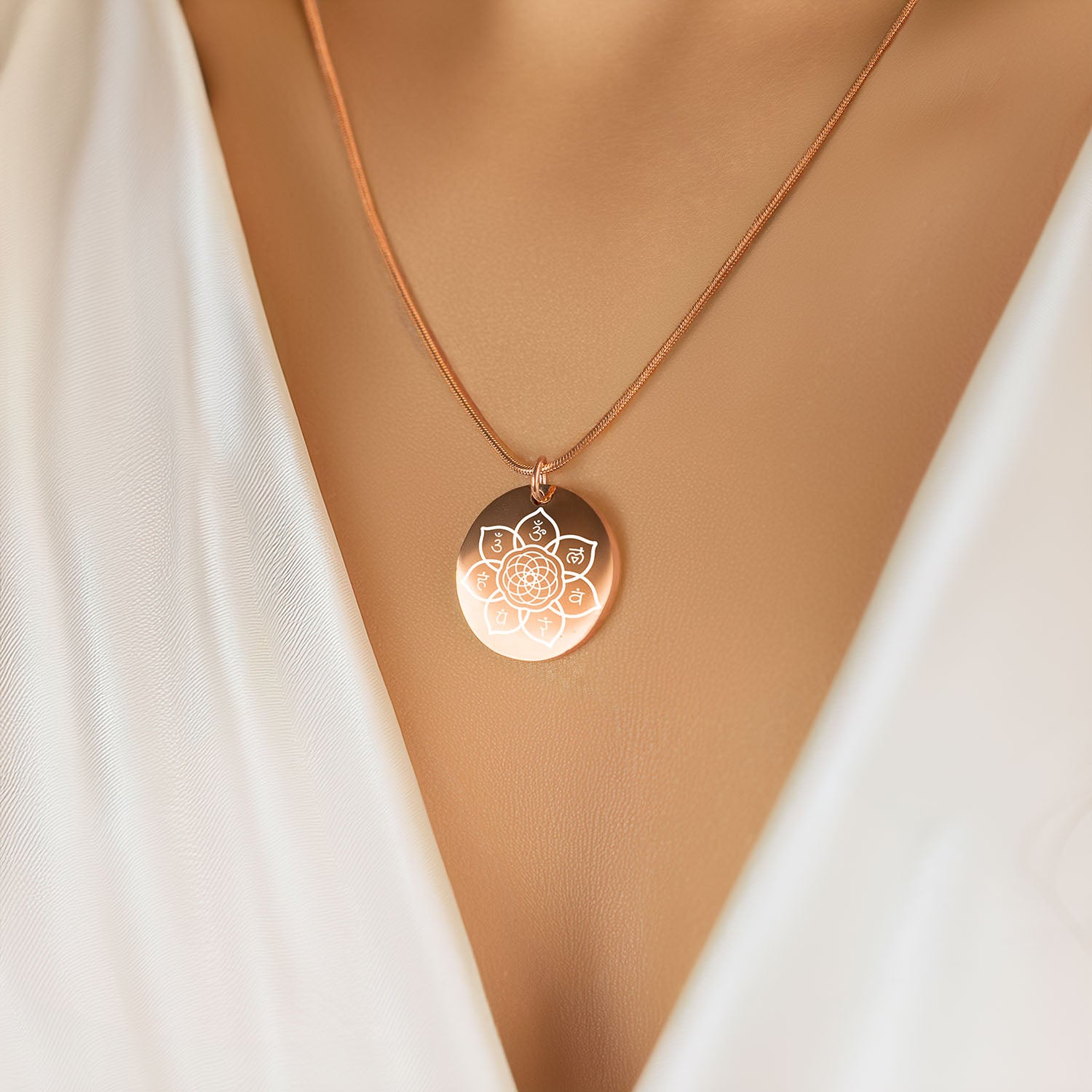Balance 7 Chakra Circle Necklace Rose gold