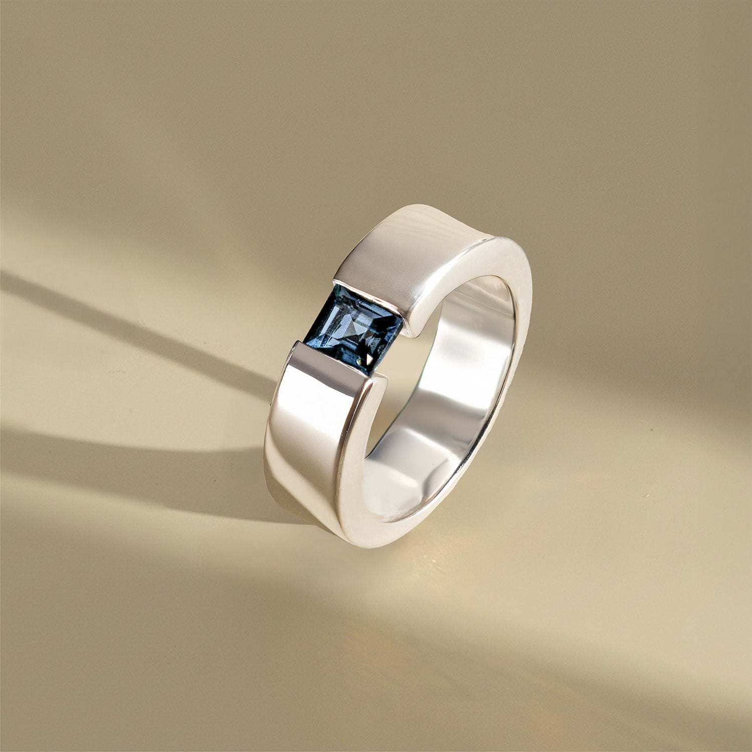 925 Sterling Silver Ring With Natural Blue Topaz Gem Stone