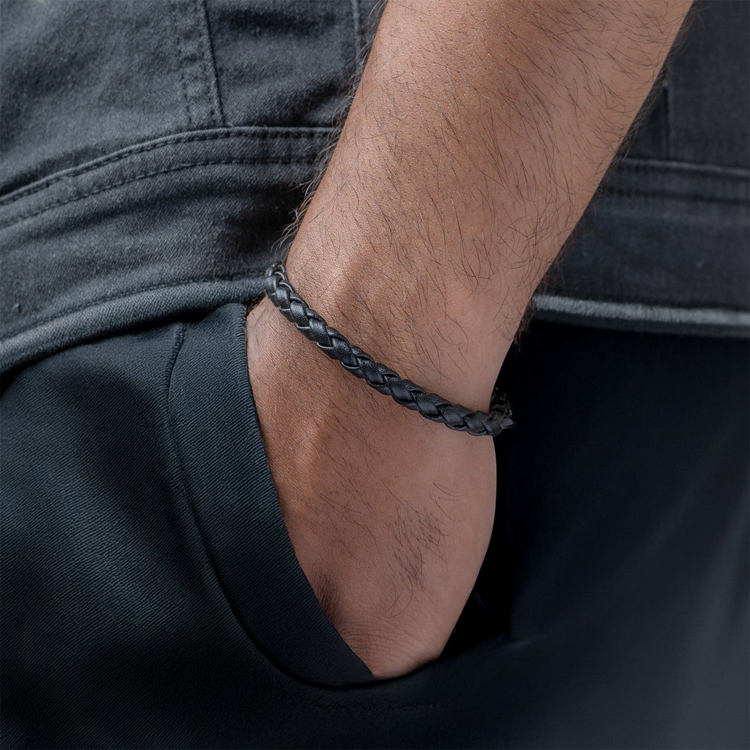 Alpha Braided NeoLeather Bracelet with MagSnap2 Black