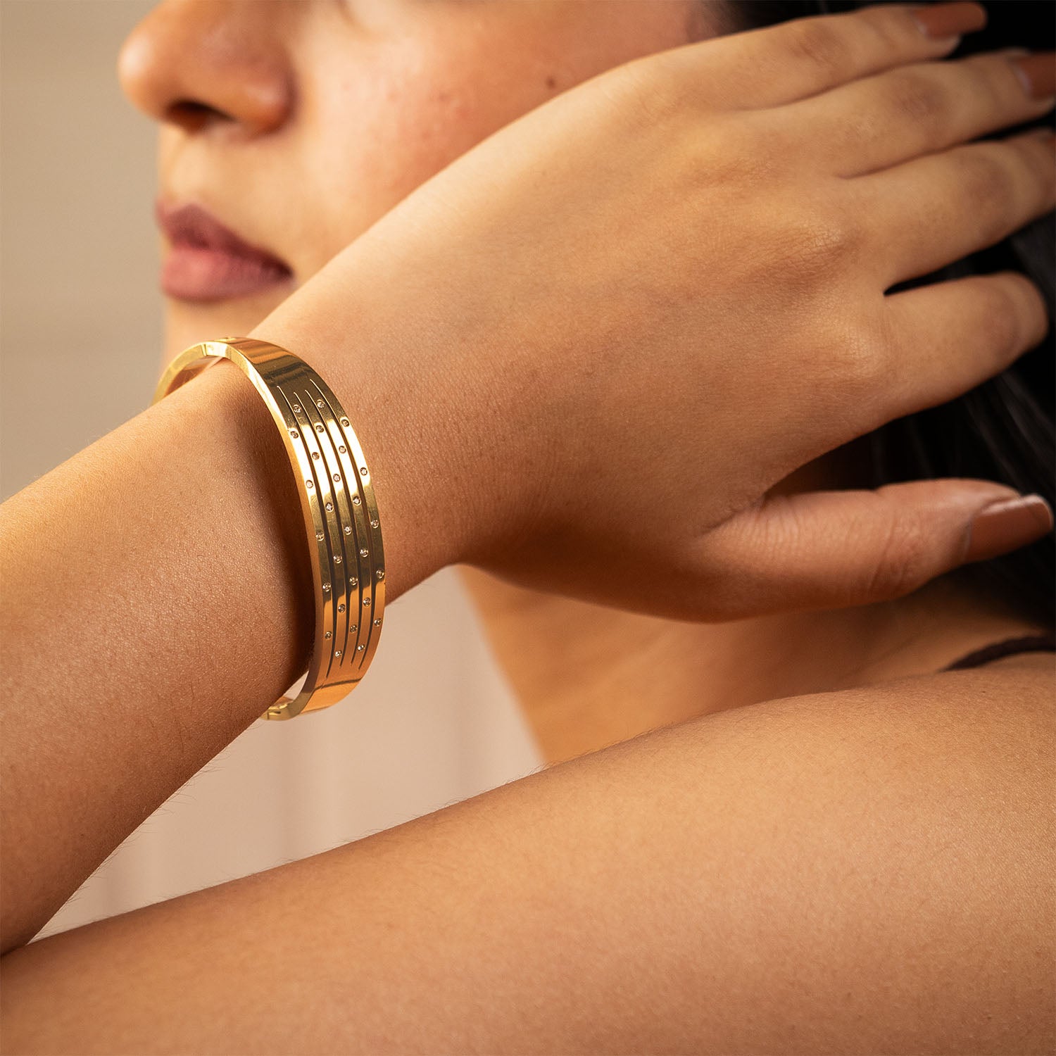 Elanora Stripe Spark Bracelet