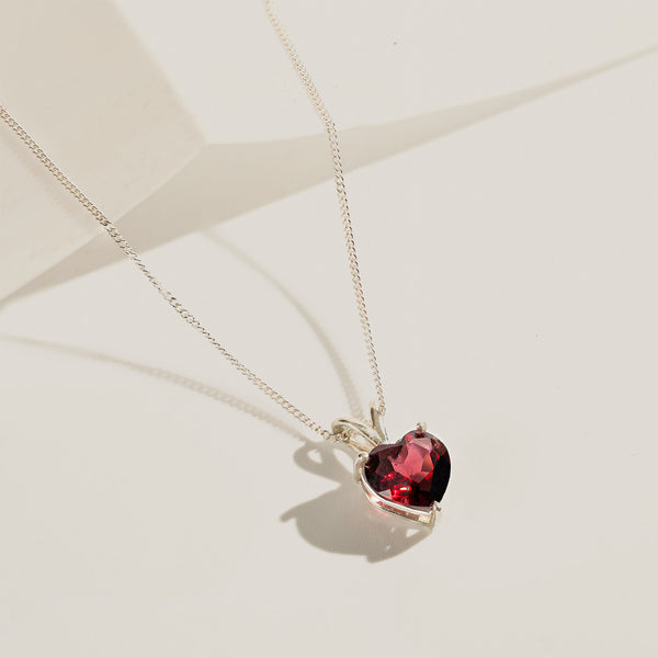 Pure 925 Silver Valentines Necklace With Garnet Gemstone