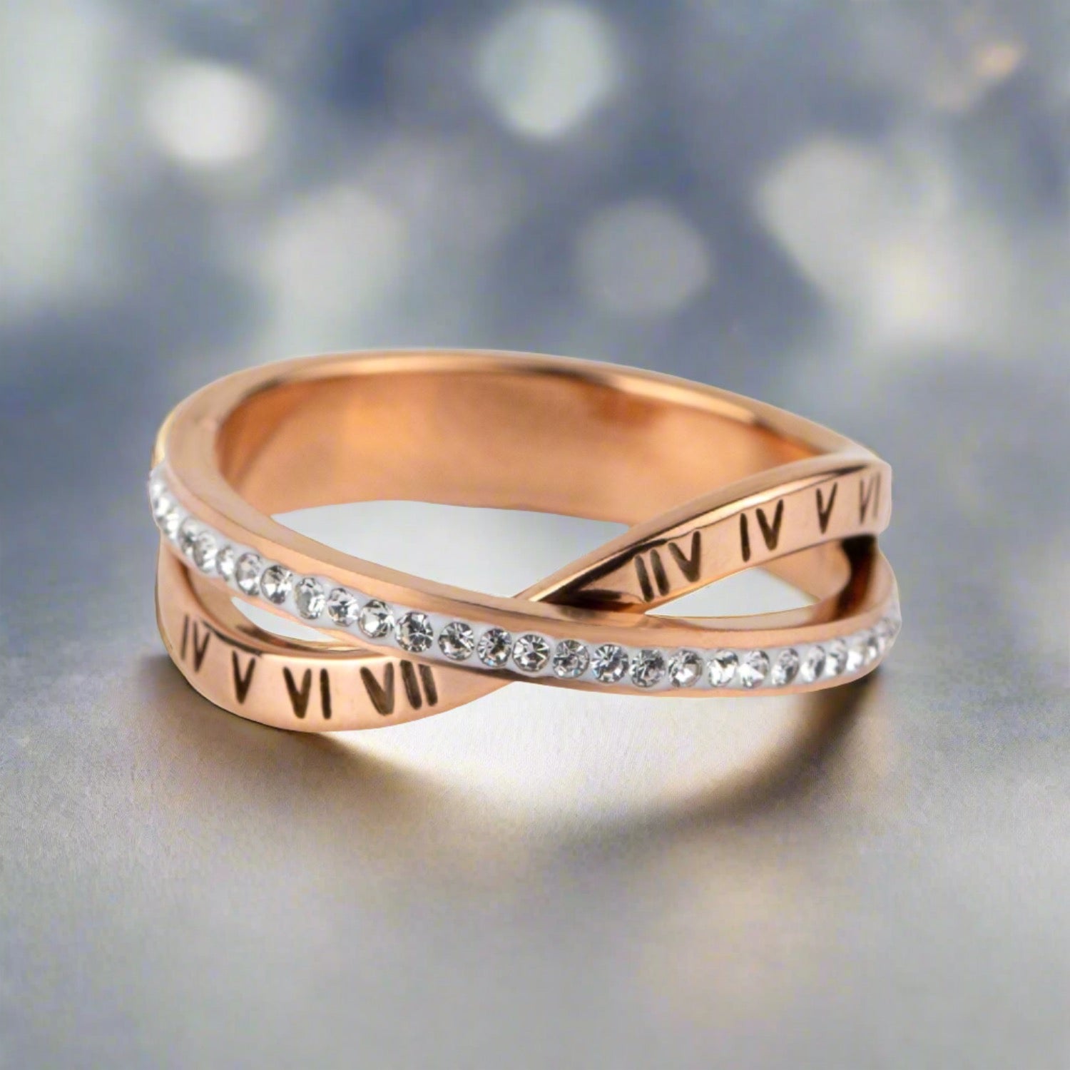 W Premium Jewellery Infinity Roman Diamond Ring