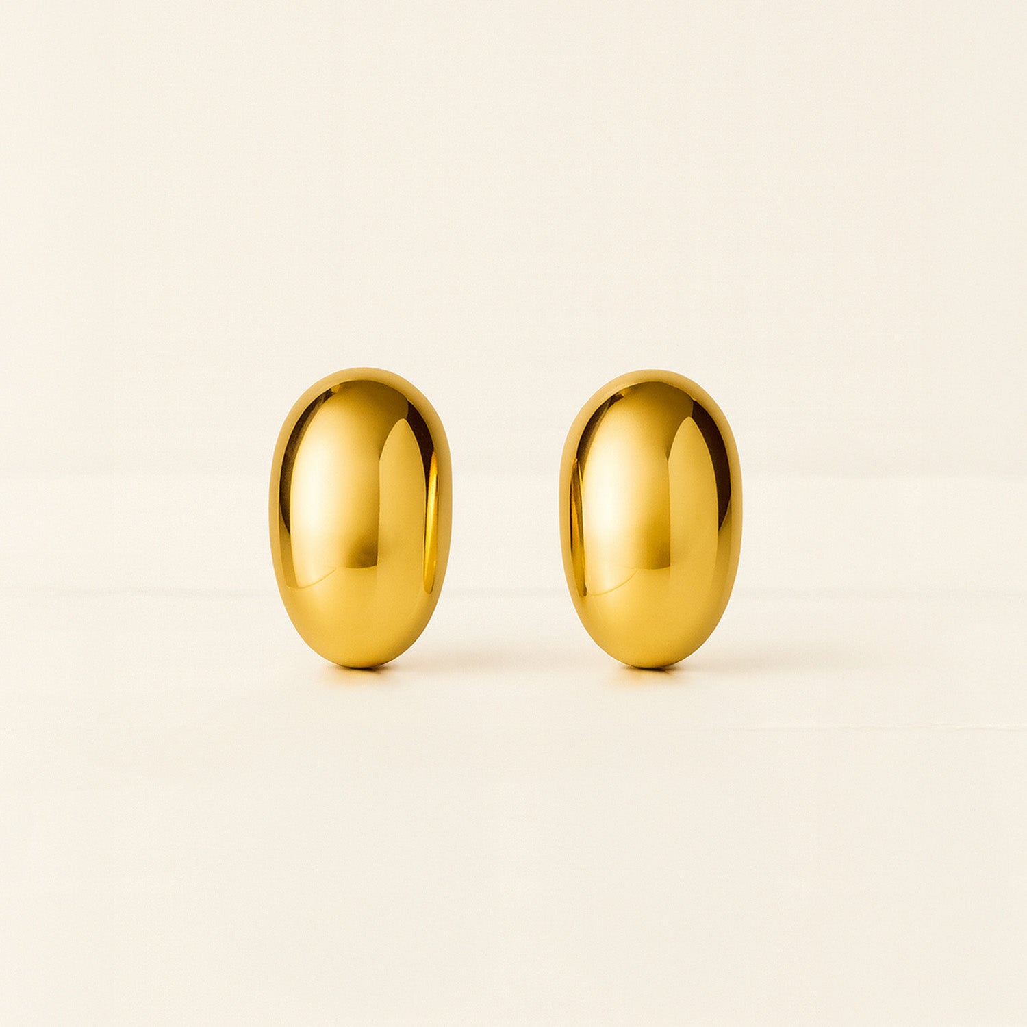 Isla Bud 18k Gold Earring