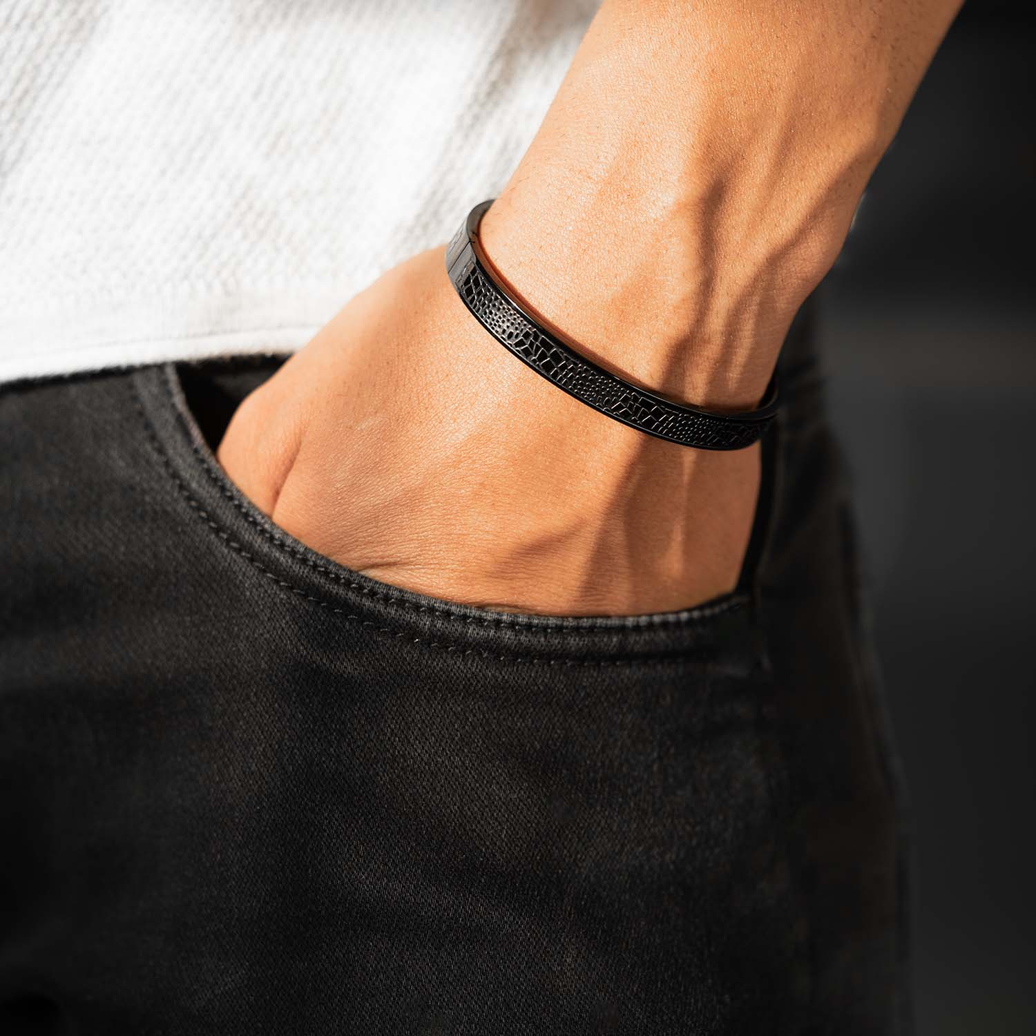 M Premium Jewellery Leather Black Bracelet