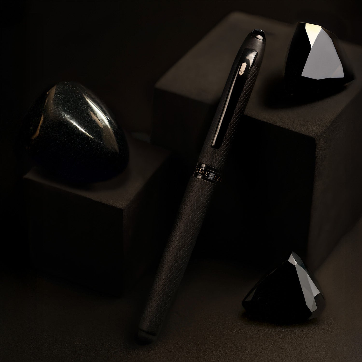 Matte Black Finish Onyx 2 in 1 MagSnap Roller Ball Pen with Stylus None